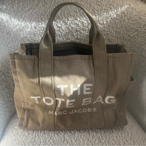 Marc Jacobs Handbags - The tote bag women’s purse handbag